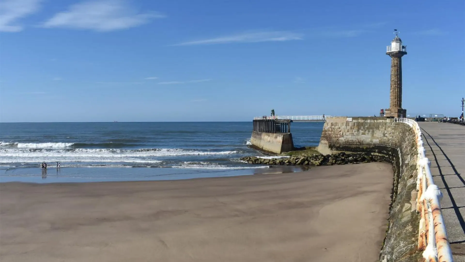 펜션 Sea Glass Cottage 휫비